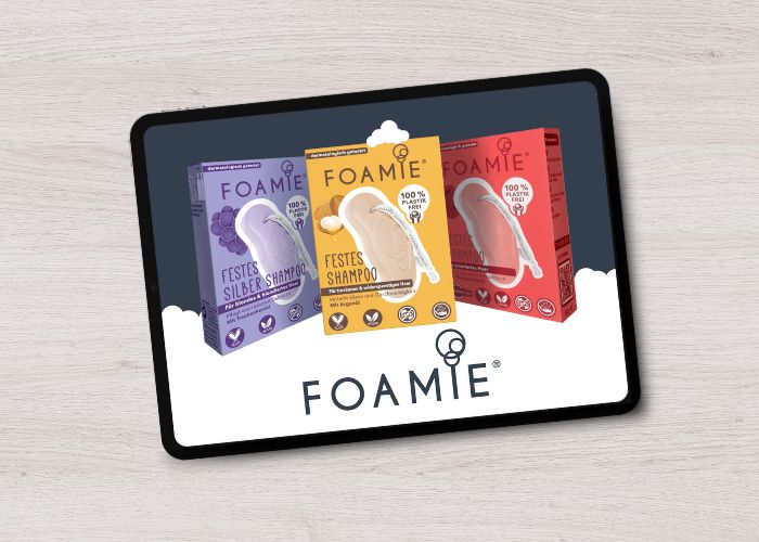 iPad mit Präsentation von 3 Foamie-Verpackungen.